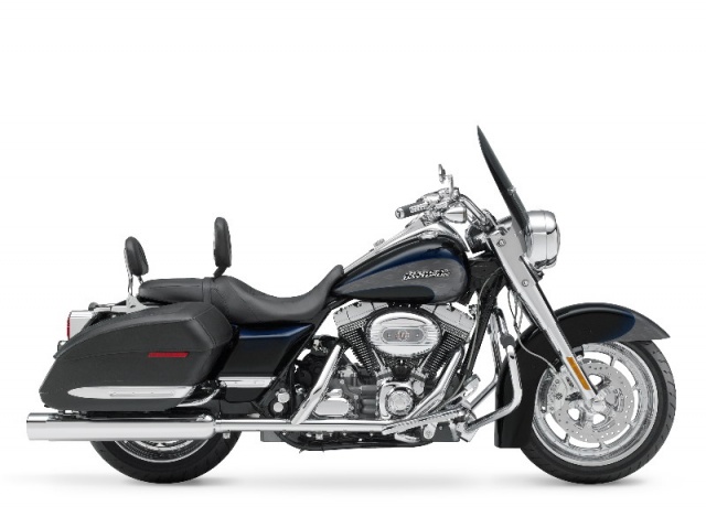 2008 Harley-Davidson - Models Announced (08_FLHRSE_Screamin Eagle Road King.jpg)